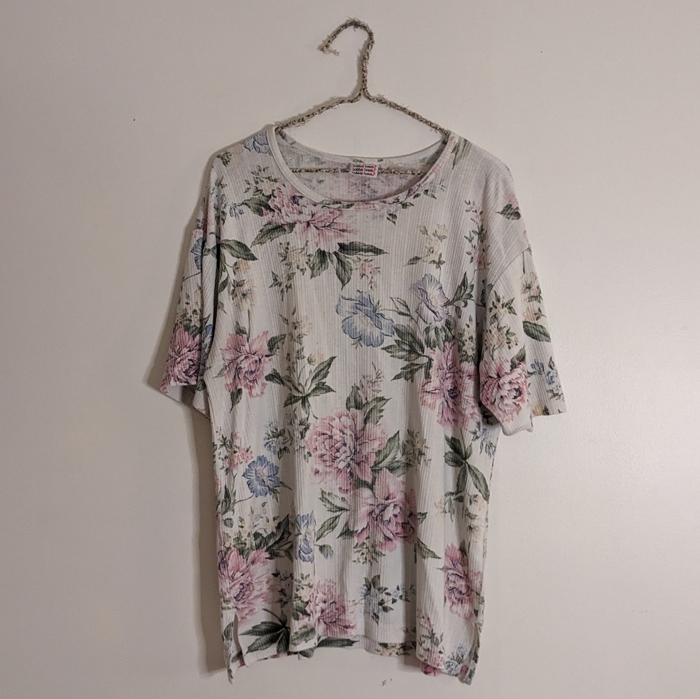 Vintage Bobbie Brooks Textured XL T-Shirt With Large Floral Print